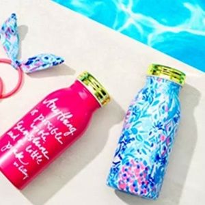 New Lilly Pulitzer Zanizibar Blu Party Princess Stainless Steel Water Bottles.